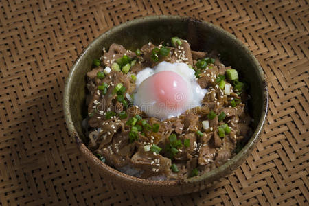 日本 洋葱 美食家 午餐 晚餐 日本人 烹饪 热的 猪肉