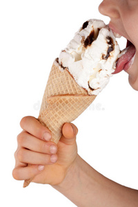 儿童吃冰淇淋隔离在白色背景特写
