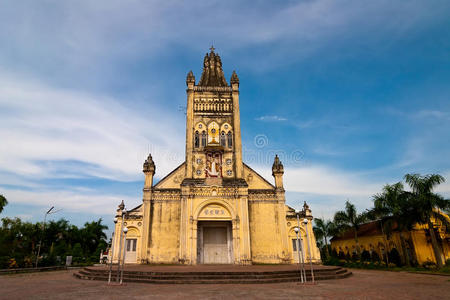 越南美丽的老教堂