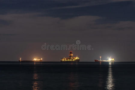 海景 海洋 商业 日落 轮廓 天空 港口 行业 货运 风景