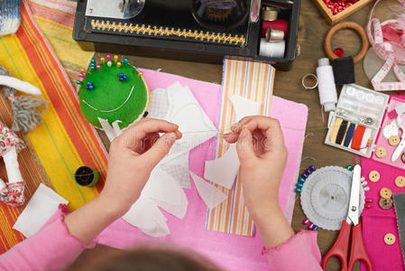 顶部视图,缝纫配件顶部视图,裁缝工作场所,许多对象的针线活,手工和