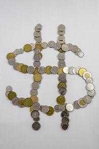 加拿大的变化排列成货币标志的形状