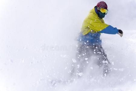 乐趣 斜坡 季节 服装 冻结 很完美 寒冷的 行动 滑雪板