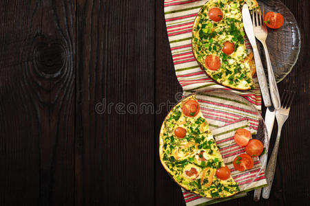 甜的 美味的 餐巾 食物 樱桃 煎蛋卷 胡椒粉 早餐 餐具