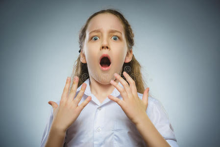 恐怖晚安表情图片