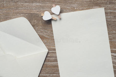 信封和白纸