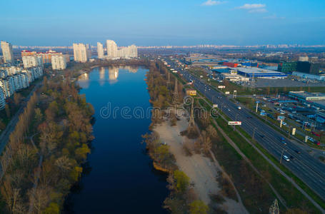 房子 建筑学 全景图 天空 城市景观 基辅 城市 建筑 古老的