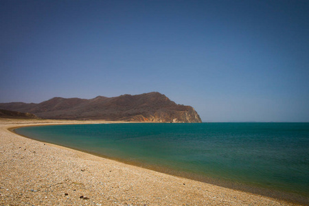 海滩 深的 暗礁 自然 场景 海湾 砾石 海岸线 牧草 情绪