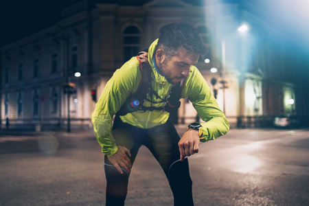 运动员 运动型 能量 男人 运动 健身 适合 慢跑 动机