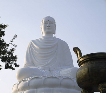 雕像 泰语 崇拜 寺庙 祈祷 亚洲 文化 旅游业 旅行 佛教徒