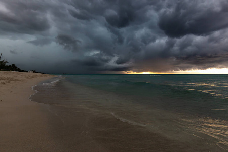 加勒比 海岸线 自然 假期 海洋 海滩 暴风雨 景象 古巴