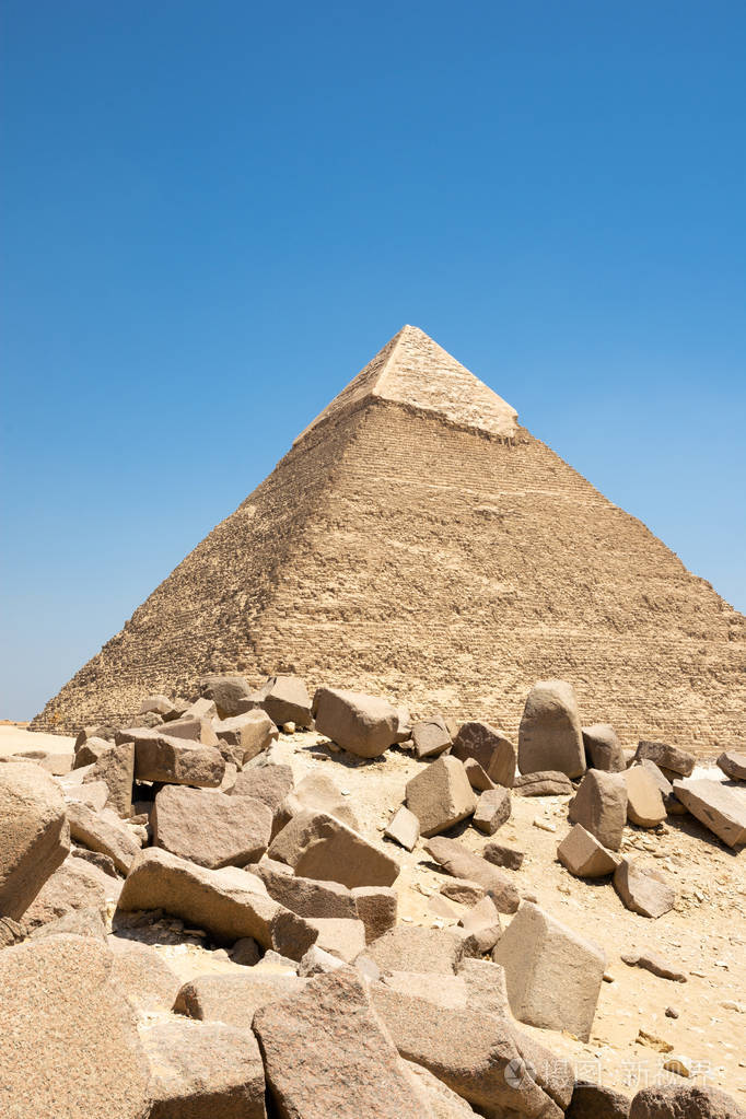 pyramidofkhafrealsoreadaskhafrakhefrenorofchephren