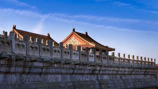 北京故宫建筑的红色背景图片