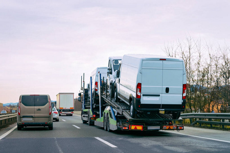 公路小型货车运输车