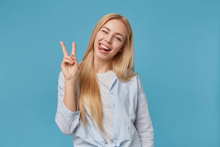 快乐兴高采烈图片