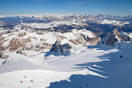 自然 岩石 风景 全景图 意大利 滑雪板 美丽的 蓝天 山谷