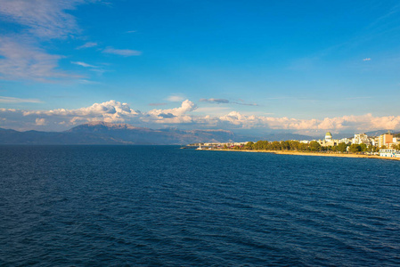 建筑 建筑学 旅行 太阳 海洋 城市 风景 目的地 天空