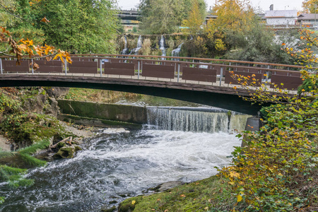 Tumwater Falls公园河和桥5