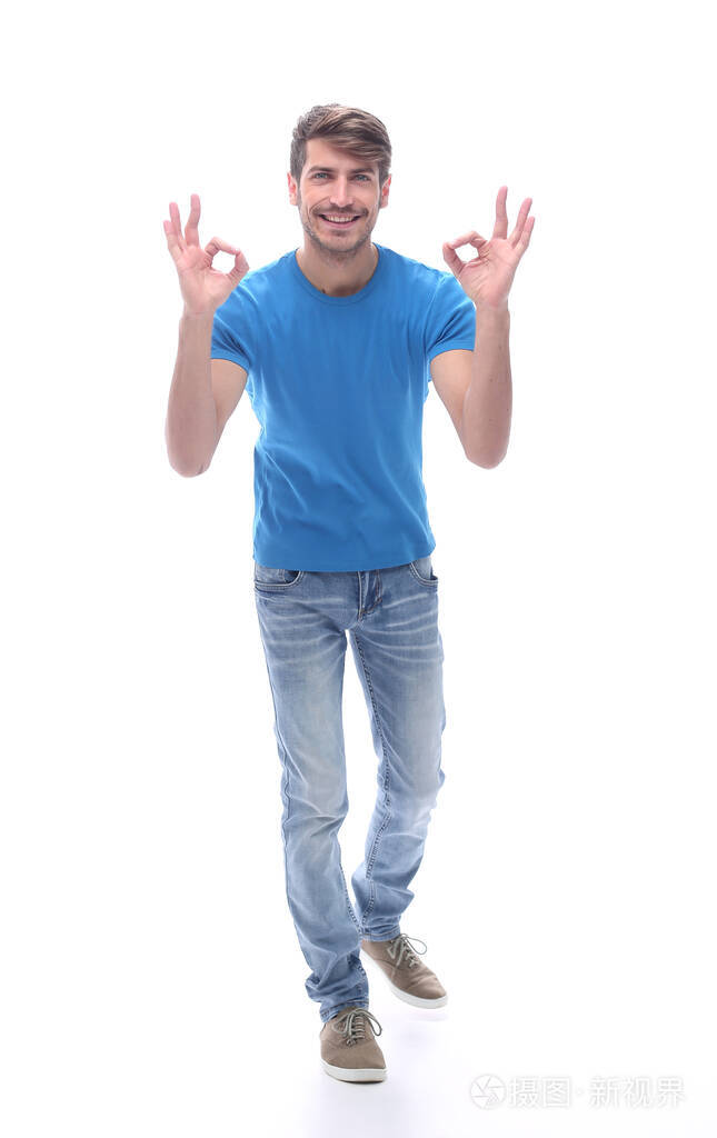 微笑的现代人表现出良好的姿态白色隔离