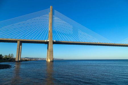 Vasco da Gama桥