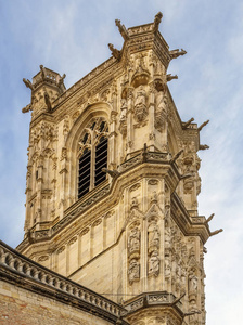 法国内维尔大教堂