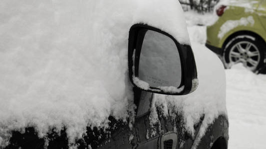 城市 雪堆 镜子 天气 汽车 降雪 窗口 冬天 街道 气候