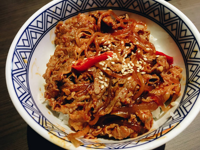 热的 美食家 晚餐 蔬菜 油炸 美味的 泰国 番茄 牛肉