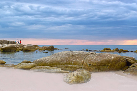 海滩 海湾 风景 夏天 岩石 场景 海岸线 自然 海景 天空