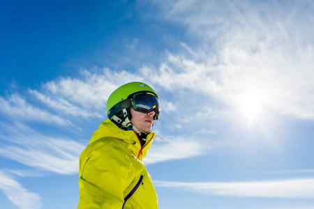男人 阿尔卑斯山 肖像 滑雪 极端 风景 活动 旅行者 求助