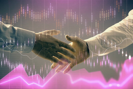 激励握手两位商人握手,在抽象背景下多次曝光外汇图形.股市成功观照片