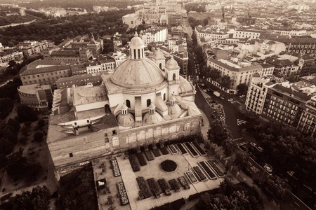 大教堂 教堂 建筑学 天线 历史的 欧洲 宗教 马德里 城市景观