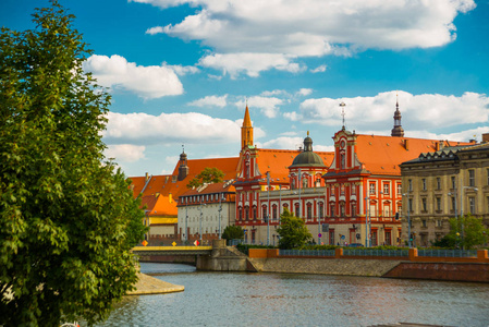 波兰弗罗茨瓦夫在历史悠久的老城中心，美丽的建筑。