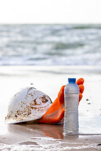 污染废物处置和海滩塑料的概念