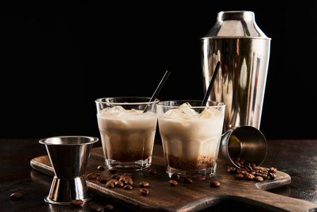 伏特加 鸡尾酒 咖啡 木材 牛奶 饮料 复制空间 玻璃 聚会