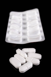 Medical tablets and tablet packaging. 