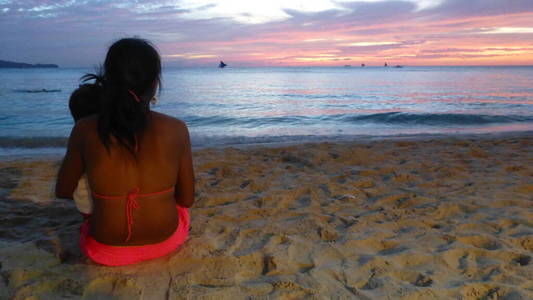 日出 日落 夏天 女孩 海洋 女人 成人 海滩 地平线 自然