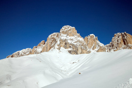 美丽的 阿尔卑斯山 运动 高的 寒冷的 欧洲 斜坡 冬天