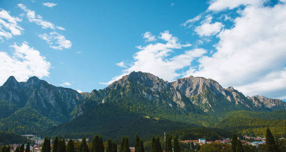 罗马尼亚山景全景