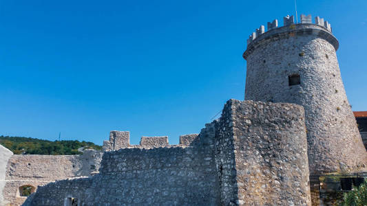 据点 建筑 法国 旅游业 废墟 小山 堡垒 古老的 里耶卡
