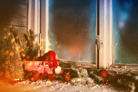 冬季窗与冰雪圣诞装饰礼品