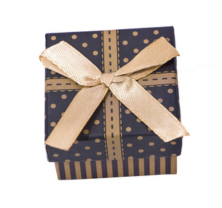 带礼物和棕色蝴蝶结的盒子，白色背景