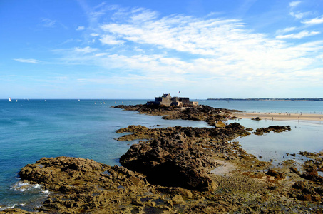 旅游业 游客 海洋 假日 欧洲 法国 海湾 场景 海岸线