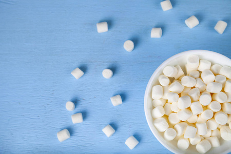 Marshmallow in a bowl 