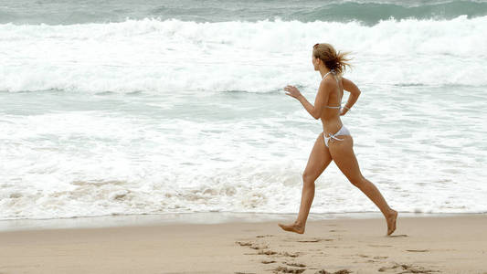 热的 身体 泳衣 皮肤 女孩 葡萄牙 美丽的 旅行 海洋