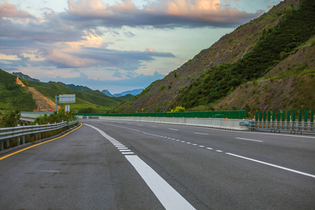 高速公路