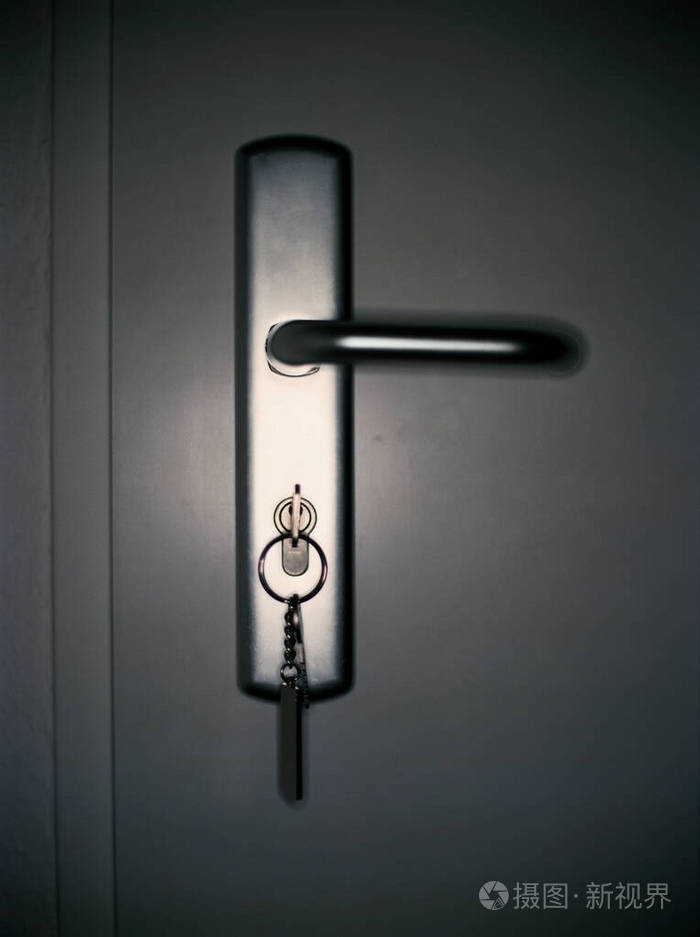 门上的钥匙