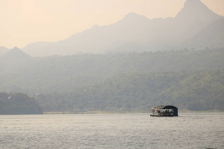 环境 夏天 流动 日落 木材 徒步旅行 黎明 旅行 海洋