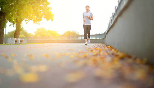 车道 城市 活力 运行 运动服 健康 白种人 锻炼 慢跑