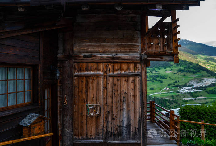 旅行 山谷 世界 春天 小屋 木材 老年人 风景 求助 假期