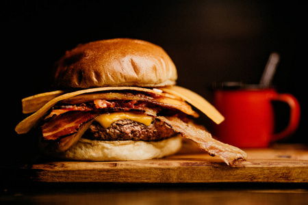 烤的 美国人 食物 芝士汉堡 番茄 烧烤 面包 薯条 芝麻